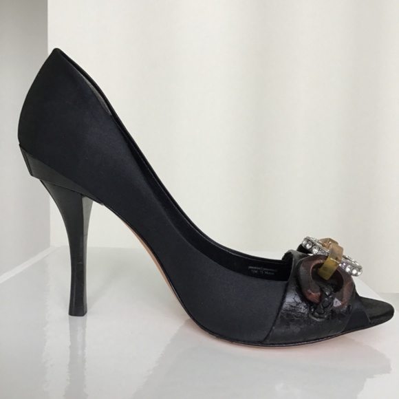 Marciano black satin open toe high heels shoes size 7 1/2 - Picture 6 of 10